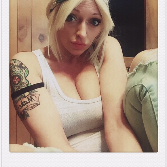 deadgurl7_17